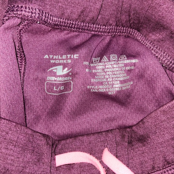 Athletic Works short shorts size large - Picture 2 of 2